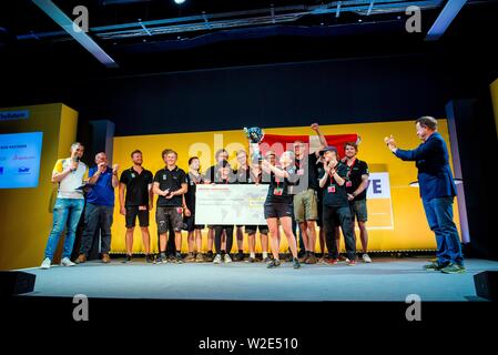 Weybridge, (London), Surrey, UK, 4. Juli, 2019: Shell Eco-marathon. Auto 501-Team DTU-Urban Konzept das Team in der Wirtschaftsgeschichte. Sie gewannen. Stockfoto