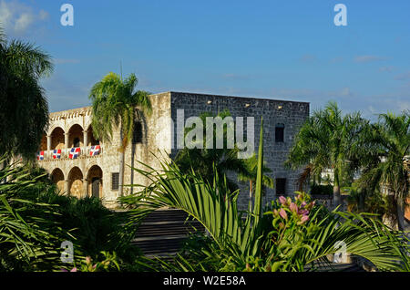 Santo Domingo, Dominikanische Republik - 25. Februar 2014: Palast von Diego Kolumbus (La atarazana - Alcazar de Colon) Stockfoto