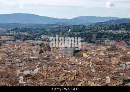 Antenne Panoramablick auf Florenz von der Kuppel der Kathedrale von Florenz (Kathedrale von Santa Maria Del Fiore) Stockfoto