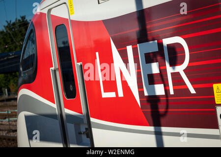 Peterborough, Cambirdgeshire, Großbritannien, Juli 2019, eine Aussicht auf eine Azuma LNER Bahnhof in Peterborough Station Stockfoto