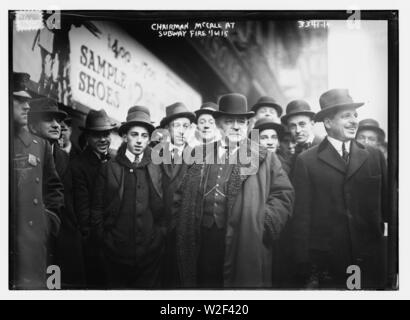 Vorsitzender McCall an der U-Bahn Brand, 1-6-15 Stockfoto