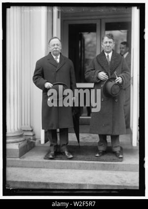 CHAMBERLAIN, GEORGE EARLE. SENATOR aus Illinois, 1909-1921; Mitglied des US-Versand, 1921-1923. Links, mit Senator Harry Lane Stockfoto