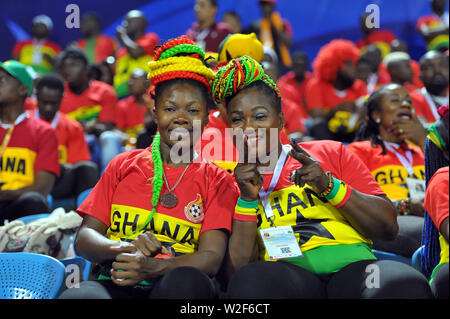 Ismailia, Ägypten. 8. Juli, 2019. Unterstützer von Ghana während Tunesien vs Ghana. Insgesamt Afrika Cup der Nationen Ägypten 2019 an der Ismailia Stadion östlich von Kairo (140 km). Foto: Chokri Mahjoub Credit: Chokri Mahjoub/ZUMA Draht/Alamy leben Nachrichten Stockfoto