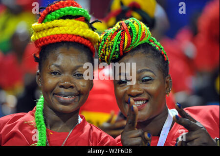 Ismailia, Ägypten. 8. Juli, 2019. Unterstützer von Ghana während Tunesien vs Ghana. Insgesamt Afrika Cup der Nationen Ägypten 2019 an der Ismailia Stadion östlich von Kairo (140 km). Foto: Chokri Mahjoub Credit: Chokri Mahjoub/ZUMA Draht/Alamy leben Nachrichten Stockfoto