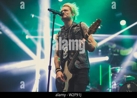 Summe 41 live bei O2 Victoria Warehouse Juni 2019 Stockfoto