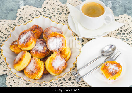 Süß lecker Quark Brötchen. Foto Stockfoto