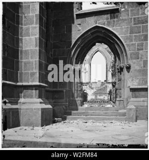 Charleston, South Carolina. Ruinen der römischen katholischen Kathedrale. Blick auf Eingang Stockfoto