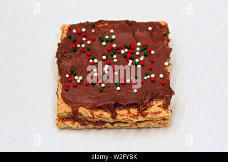 Nahaufnahme des grapham Cracker mit Schokolade und Streuseln Stockfoto