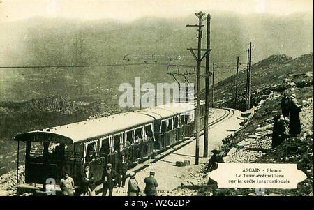 Chemin de fer de la Rhune Zug crémaillère. Stockfoto