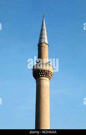 Moschee Minarett, Prizren, Kosovo. Stockfoto