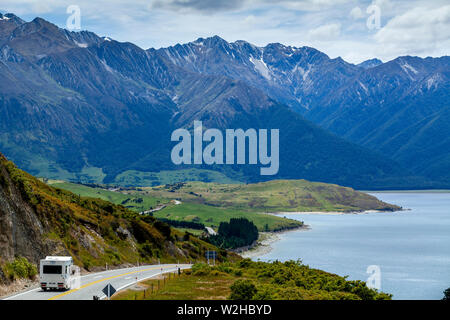 Lake Hawea und Berglandschaft, Region Otago, Südinsel, Neuseeland Stockfoto