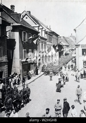 Eine Ablösung der 125 Infanterie eingabe Massavaux, Frankreich ca. 1918 Stockfoto