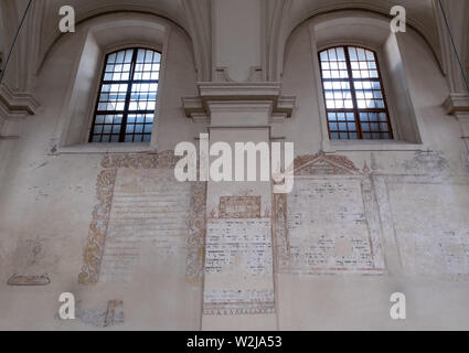 Innenwand der Izaak Synagoge in Kazimierz, dem historischen jüdischen Viertel von Krakau, Polen, wo die Jüdische Gemeinde vor dem Holocaust lebten. Stockfoto