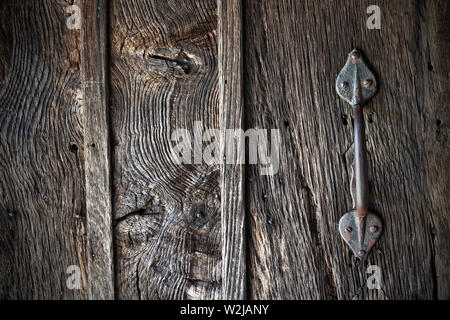 Partrishow Kirche aus Holz Eiche Tür Stockfoto