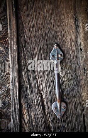 Partrishow Kirche aus Holz Eiche Tür Stockfoto