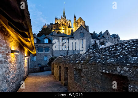 Abend am Mont Saint-Michel. Normandie, Frankreich, Europa. Stockfoto