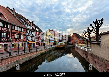 Das kleine Venedig in der elsässischen Stadt Colmar, Haut-Rhin, Grand Est, Frankreich, Europa. Stockfoto