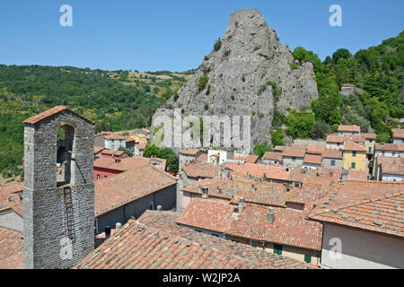 Die kleine Stadt Rocalbegna in der südlichen Toskana, Italien Stockfoto