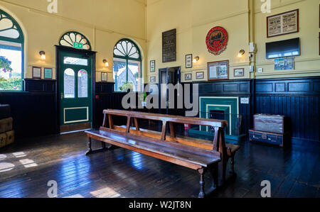 Das Wartezimmer in Port Erin Bahnhof auf dem Erbe der Insel Man Eisenbahnen Stockfoto