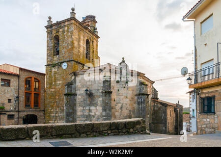 Pfarrkirche von Santa María Magdalena in Villamiel, Caceres Stockfoto