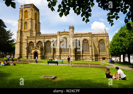 Die Kirche des Heiligen Johannes der Täufer in Yeovil, Somerset, England wurde im späten 14. Jahrhundert erbaut und wurde benannt als Grade ich denkmalgeschützten Gebäude Stockfoto