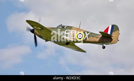 Hawker Hurricane Mk.I V 7497 Airborne bei Shuttleworth militärische Airshow am 7. Juli 2019 Stockfoto