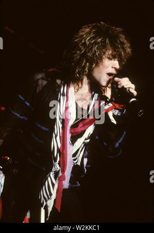 BONJOVI UNS rock Gruppe mit Jon Bon Jovi am 26. April 1984 Auf dem Forum in Los Angeles, Kalifornien Stockfoto