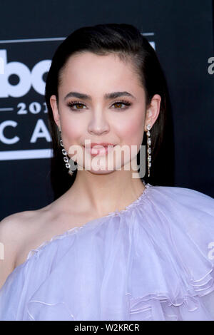 Mai 1, 2019 - Las Vegas, NV, USA - LAS VEGAS - 1. Mai: Sophia Carson an der 2019 Billboard Music Awards im MGM Grand Garden Arena am 1. Mai 2019 in Las Vegas, NV (Credit Bild: © Kay Blake/ZUMA Draht) Stockfoto