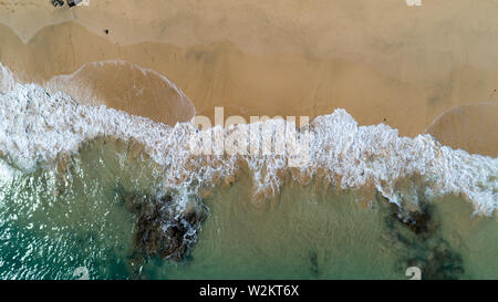 Super Strand Meer Wellen, Ansicht von oben Stockfoto