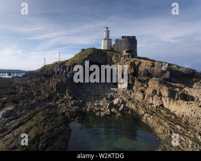 Bob's Höhle unter Mumbles Leuchtturm Stockfoto