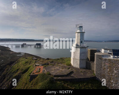 Leuchtturm und Mumbles Mumbles Pier Stockfoto