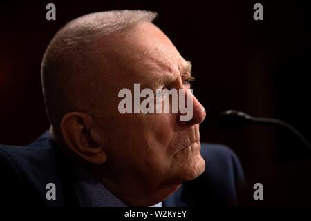 Washington, Vereinigte Staaten von Amerika. 09 Juli, 2019. Flight Director von Apollo 11 Gene Kranz bezeugt vor dem Unterausschuss für Luft- und Raumfahrt, auf dem Capitol Hill in Washington, DC, USA am 9. Juli 2019. Credit: Stefani Reynolds/CNP | Verwendung der weltweiten Kredit: dpa/Alamy leben Nachrichten Stockfoto