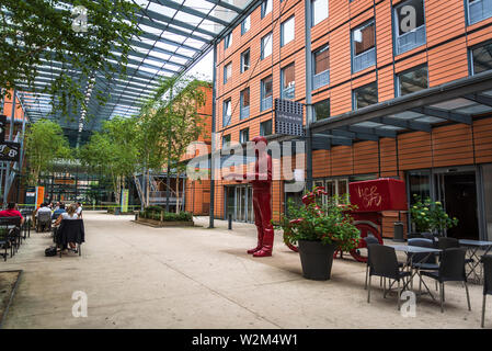 Cité Internationale (Internationale Stadt) ist ein Viertel im 6. Arrondissement von Lyon, die neu entwickelt seit 1990 als Wohn-, Geschäfts wurde. Stockfoto