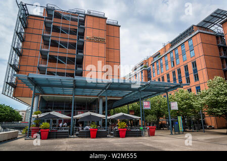 Cité Internationale (Internationale Stadt) ist ein Viertel im 6. Arrondissement von Lyon, die neu entwickelt seit 1990 als Wohn-, Geschäfts wurde. Stockfoto