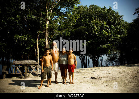 Familie, Menschen, Santa Maria Ranch, Cuieiras Fluss, Manaus, Amazônia, Amazonas, Brasilien Stockfoto
