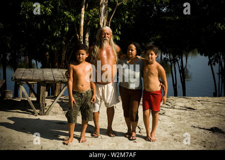 Familie, Menschen, Santa Maria Ranch, Cuieiras Fluss, Manaus, Amazônia, Amazonas, Brasilien Stockfoto