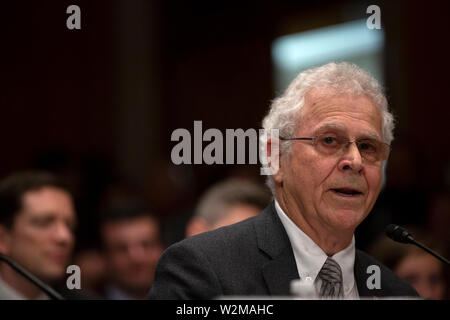 Washington DC, USA. 09th July, 2019. Author of Rocket Boys Homer Hickam testifies before the Subcommittee on Aviation and Space on Capitol Hill in Washington, DC, U.S. on July 9, 2019. Credit: Stefani Reynolds/CNP /MediaPunch Credit: MediaPunch Inc/Alamy Live News Stockfoto