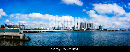 Singapur - Jan 12, 2019: Waldland Waterfront Park ist ein Park an der Admiralität Road West in Singapur gelegen und mit Blick auf Straße von Johor. Stockfoto