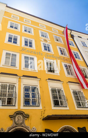 Geburtsort des berühmten Musikers und Komponisten Wolfgang Amadeus Mozart Stockfoto