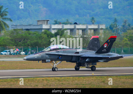 Langkawi, Malaysia - Mar 30, 2019. McDonnell Douglas FA-18D Hornet der Royal Malaysian Air Force (TUDM M 45-01) vom Flughafen Langkawi (Lgk). Stockfoto