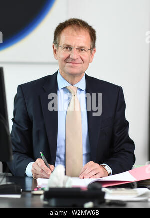 08 Juli 2019, Baden-Württemberg, Karlsruhe: Attorney General Peter Frank, zugelassen für das Amt des Attorney General von der Bundesrepublik Deutschland. Foto: Uli Deck / dpa Stockfoto