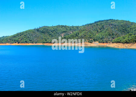 Shasta Damm über Sacramento River, Kalifornien, USA Stockfoto