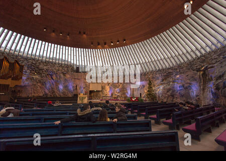 Helsinki, Finnland - 27 Dezember, 2017: temppeliaukio in Helsinki, Finnland Stockfoto