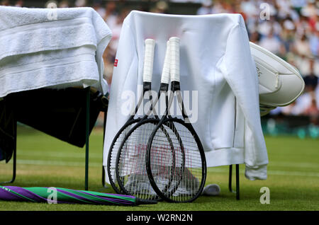 Wimbledon, UK. 10. Juli 2019. Wimbledon Tennis Championships. Roger Federer Tennisschläger, der Schweiz, 2019 Quelle: Allstar Bildarchiv/Alamy leben Nachrichten Stockfoto
