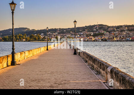 Tolle Aussicht von der De Bosset Brücke der Stadt Argostoli Insel Kefalonia, Griechenland. Stockfoto