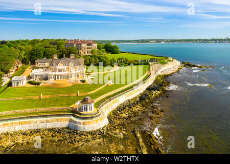 Cliff Walk, Villen, Newport, Rhode Island, USA Stockfoto