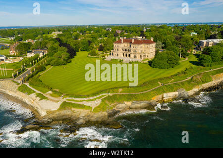 Die Leistungsschalter, Mansion, Newport, Rhode Island, USA Stockfoto
