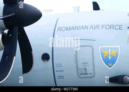 Otopeni, Rumänien - Mai 22, 2019: Alenia C-27J Spartan militärischen Frachtflugzeug von der rumänischen Luftwaffe in einem Airbase während einer Räumungsübung gelandet. Stockfoto