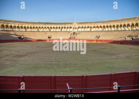 Sevilla, Spanien - 22. Januar 2016: architektonische Details der Plaza de Toros La Maestranza Stockfoto