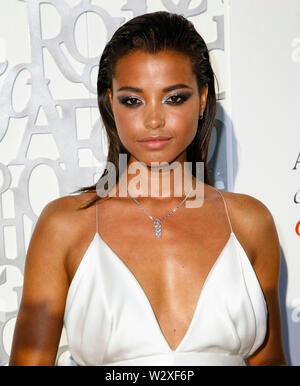 Beverly Hills, Kalifornien, USA. 10. Juli 2019. Ella Balinska besucht die Amerikanischen Freunde von Covent Garden 50-Jahr-Feier bei Jean-Georges - Beverly Hills am Juli 10, 2019 in Beverly Hills, Kalifornien. Foto: imageSPACE/MediaPunch Stockfoto
